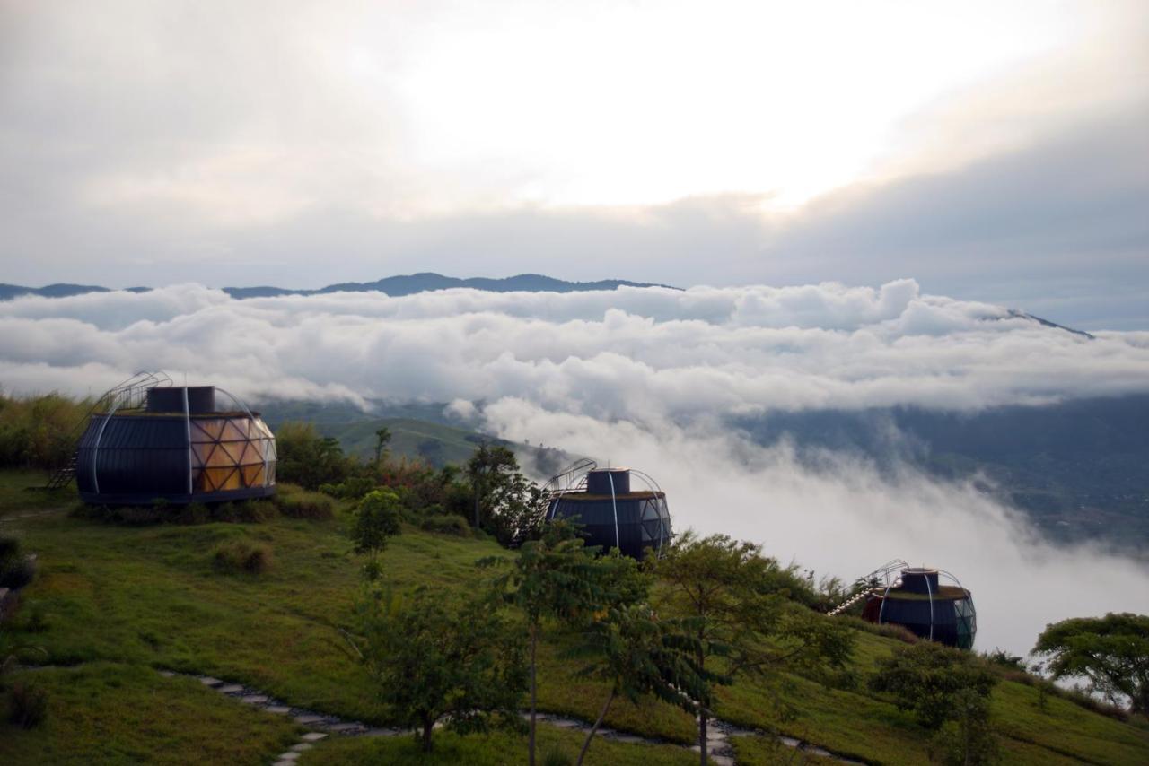 Aramaga Rift Valley Lodge Fort Portal エクステリア 写真